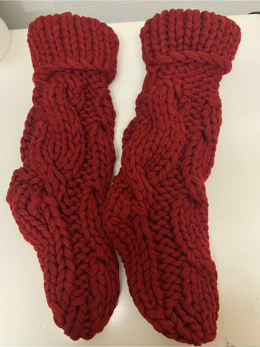 Pottery Barn Colossal Knit Stockings Chunky Cable knit Red Pair Of 2 Christmas